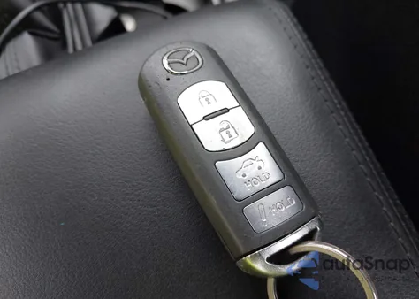 2015 Mazda Mazda6 I Sport z USA, uszkodzony, nr VIN JM1GJ1U53F1182383